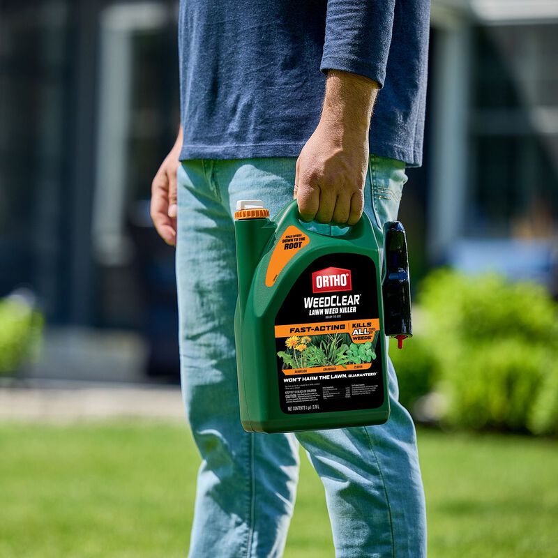 Ortho® WeedClear™ Lawn Weed Killer Ready-to-Use (North) image number null